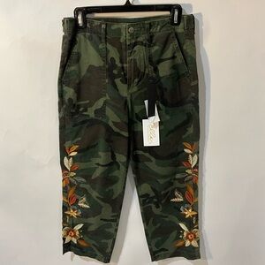 Driftwood Boyfriend Trouser - Camo Feathery Leaf